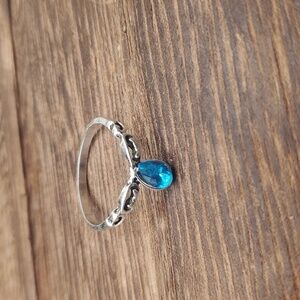 Size 6 R368‎ aquamarine stone ring